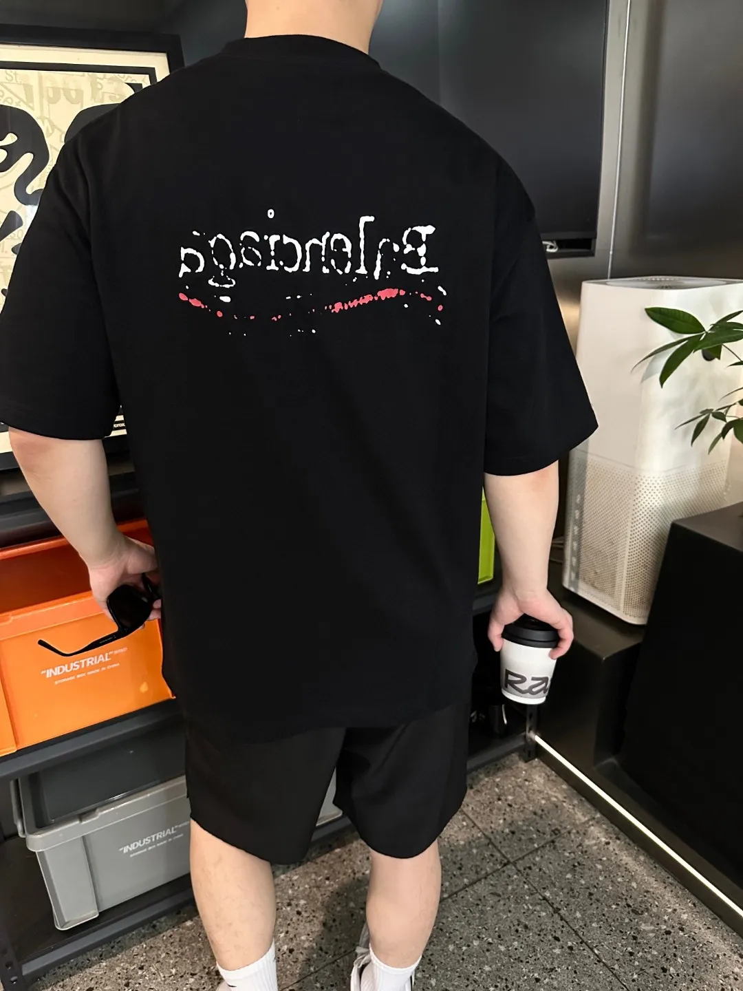 P80✨🔥 BALENCIAGA Paris lettering printed short-sleeved T-shirt, custom-woven and dyed 280g combed cotton heavyweight fabric, zero color difference in thread, perfect details, different from the current version on the market, welcome to compare, Same Style for men and women, must-sell in the picture above Color: White Black Size: 1 2 3 4